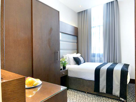 Single rooms at Paddington Court Hotel provide privacy