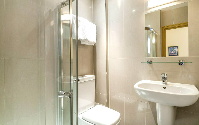 A typical shower system at Castleton Hotel