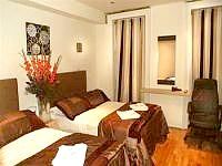 A Typical Ensuite Room at Linden House Hotel