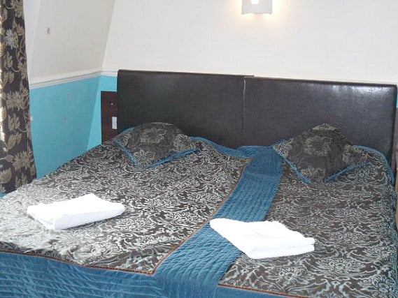 A typical double room at Linden House Hotel