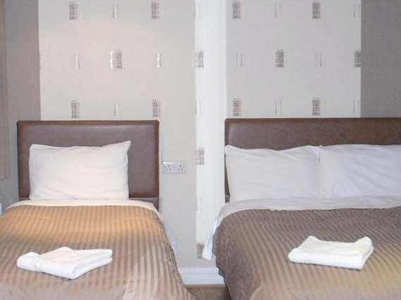 Triple rooms at Linden House Hotel are the ideal choice for groups of friends or families