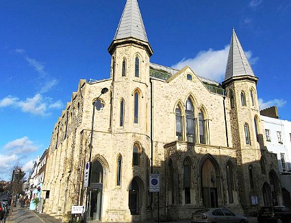 Zarezerwuj hotel w pobliżu Westbourne Grove