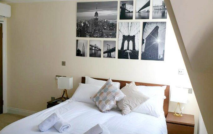 A typical double room at Blue Star Hotel London