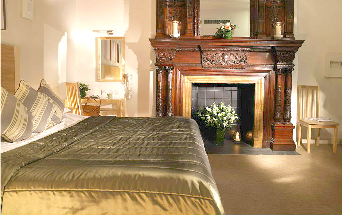 A comfortable double room at Cleveland Hotel London