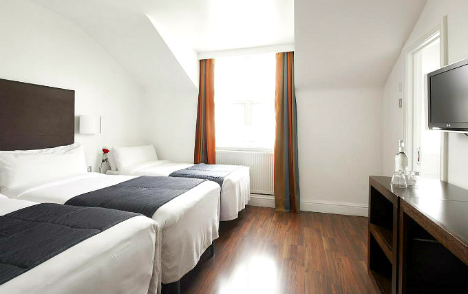 Family room at Caesar Hotel London