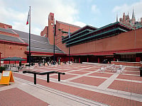 The British Library at Kings Cross is also very close to the Northumberland Hotel
