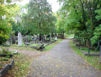 Zarezerwuj hotel w pobliżu Highgate Cemetery