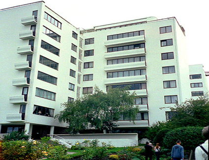 Zarezerwuj hotel w pobliżu Highpoint