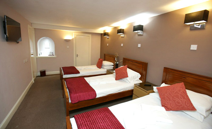 Pokój trzyosobowy - Merchant City Inn